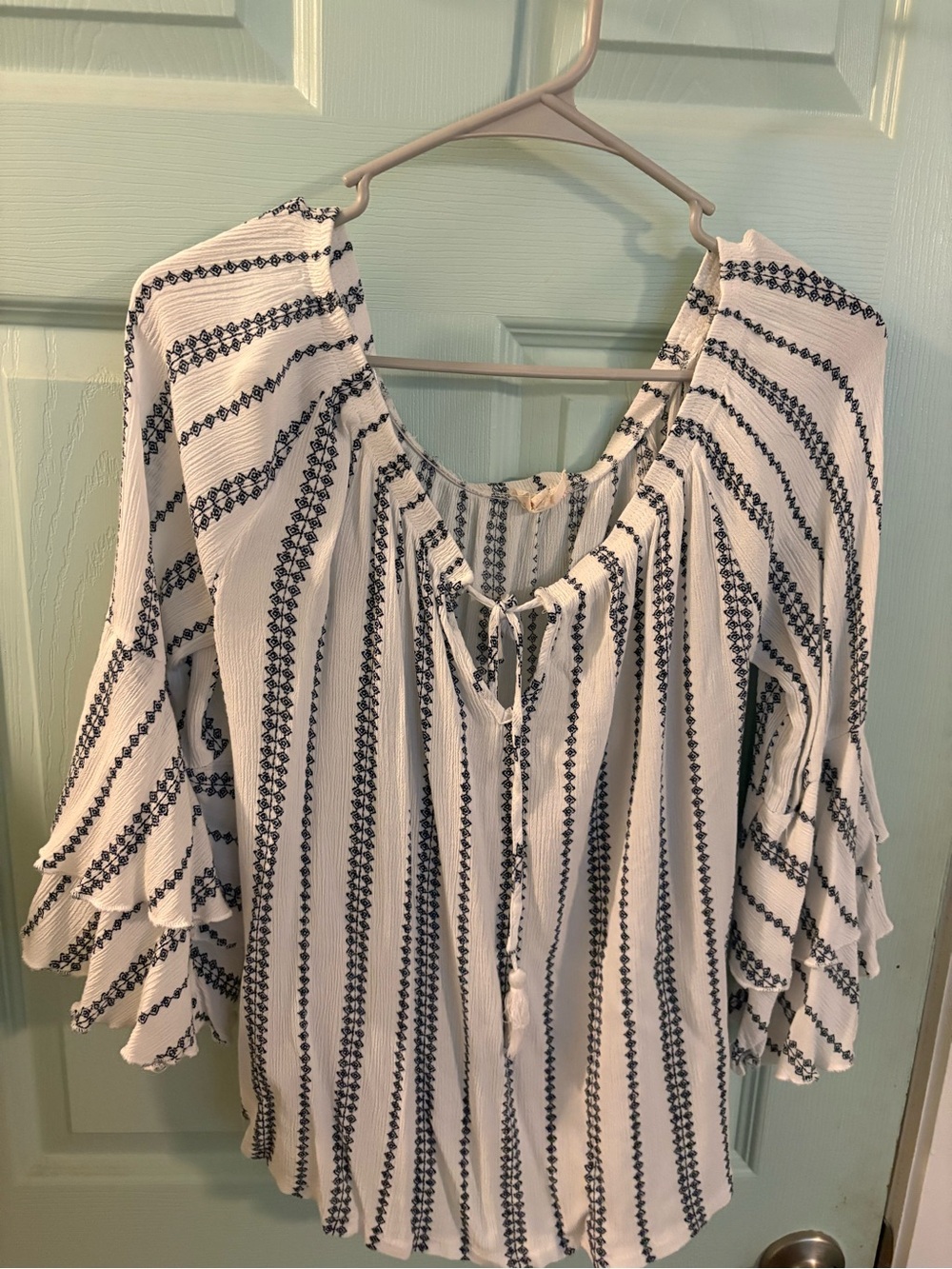 Solitaire White Shirt with Navy Stripe Detail